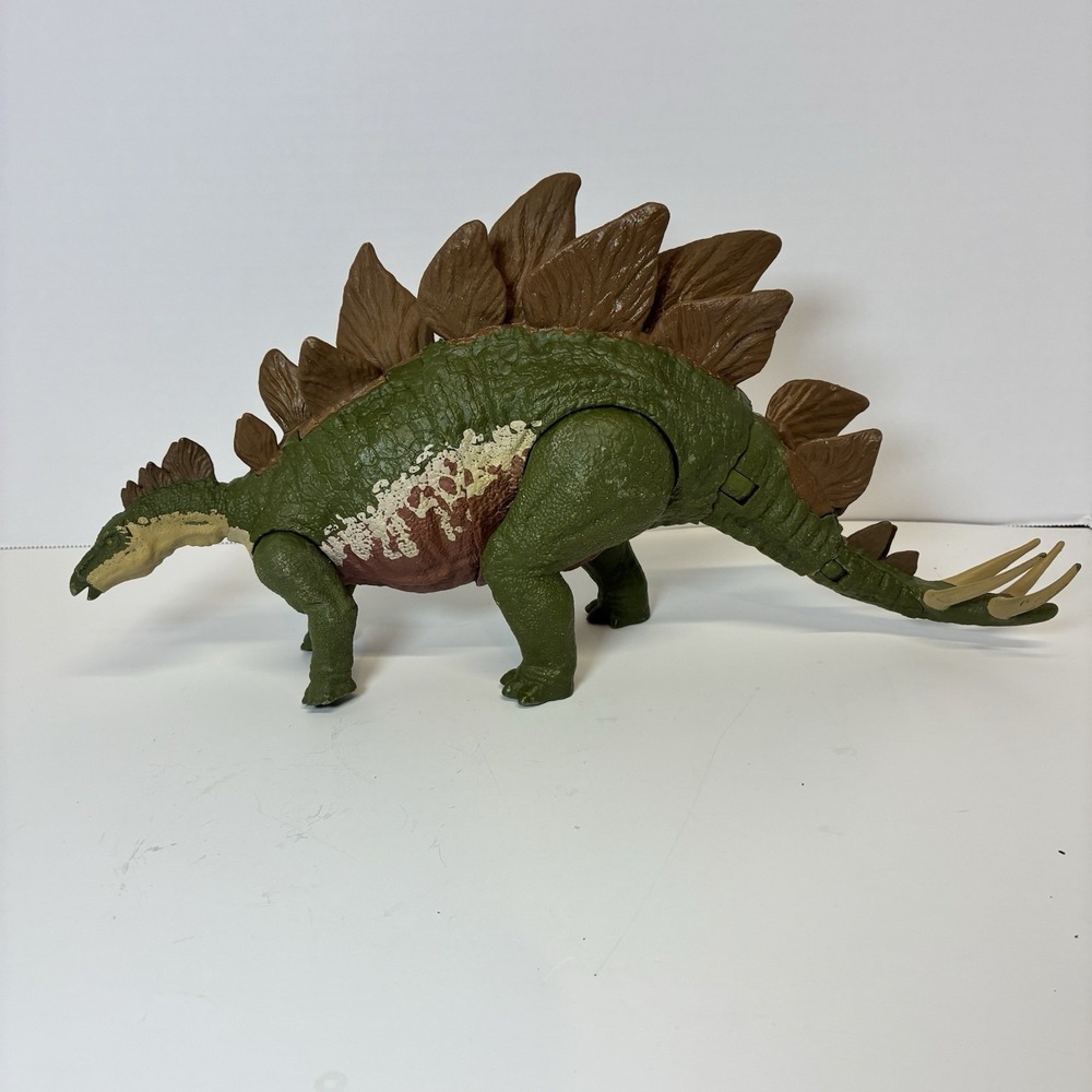 Jurassic World Camp Cretaceous Dino Escape STEGOSAURUS Mega Destroyers Dinosaur